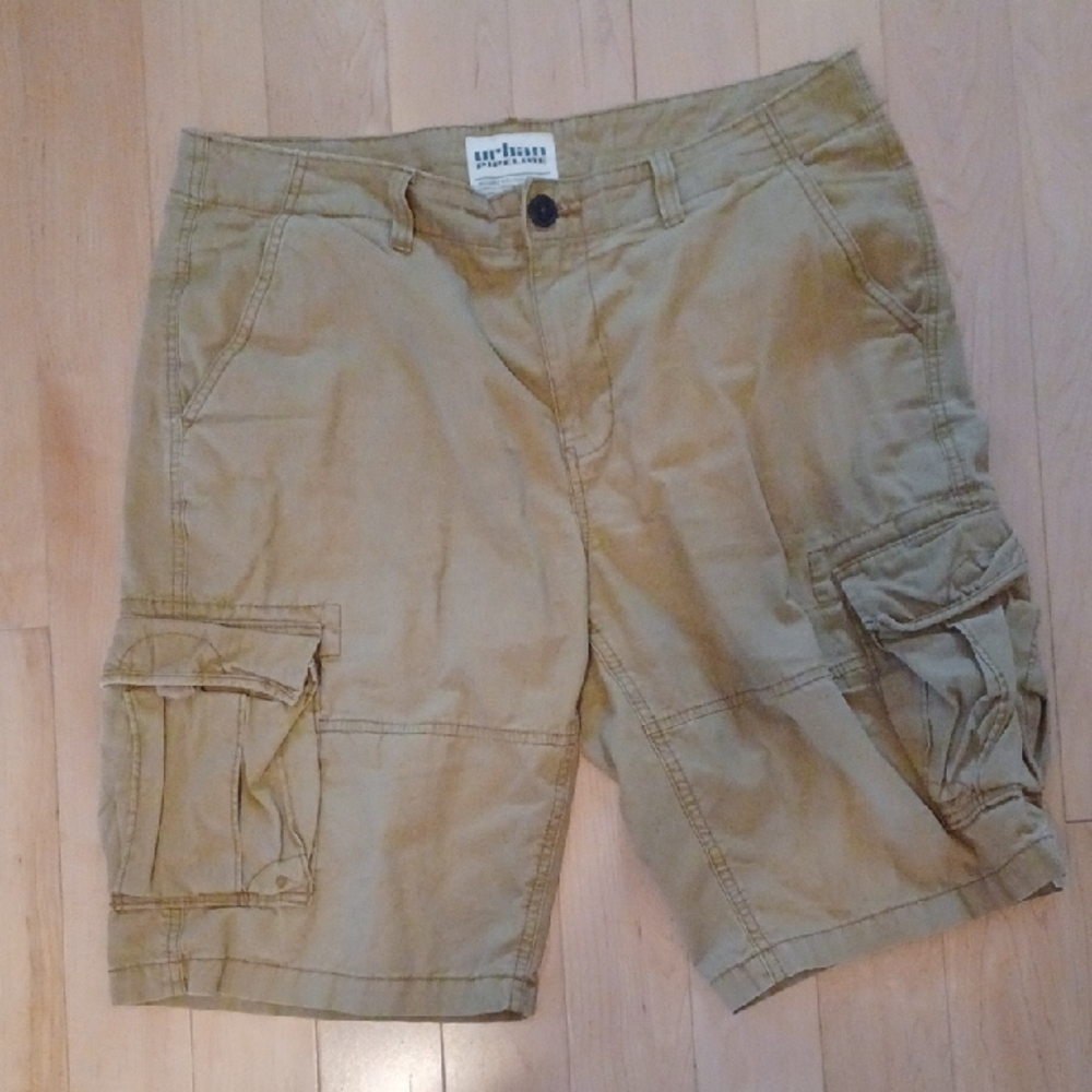 Urban Pipeline Tan Cargo Shorts